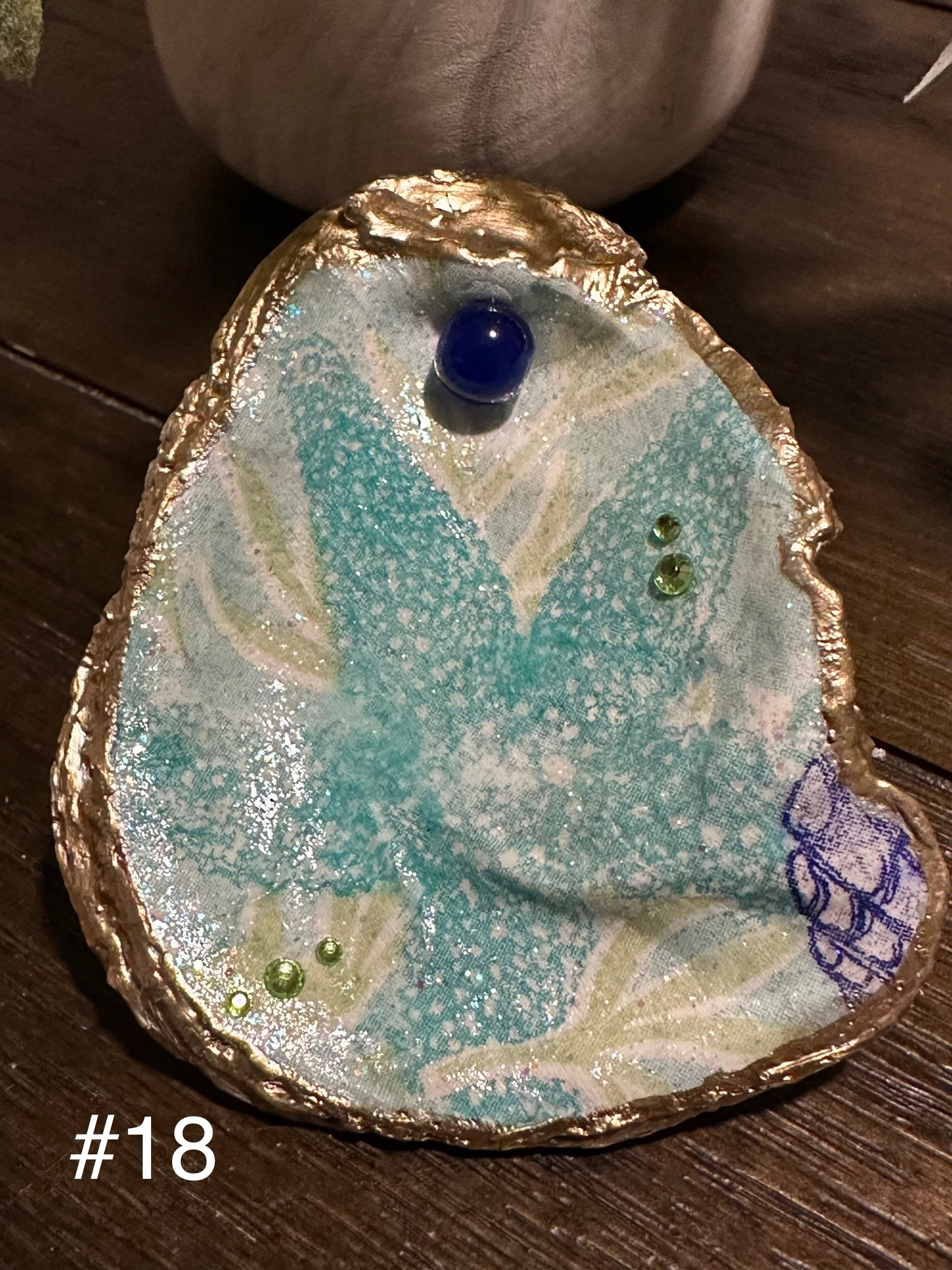 Oyster Shell Trinket Dishes - Image 7