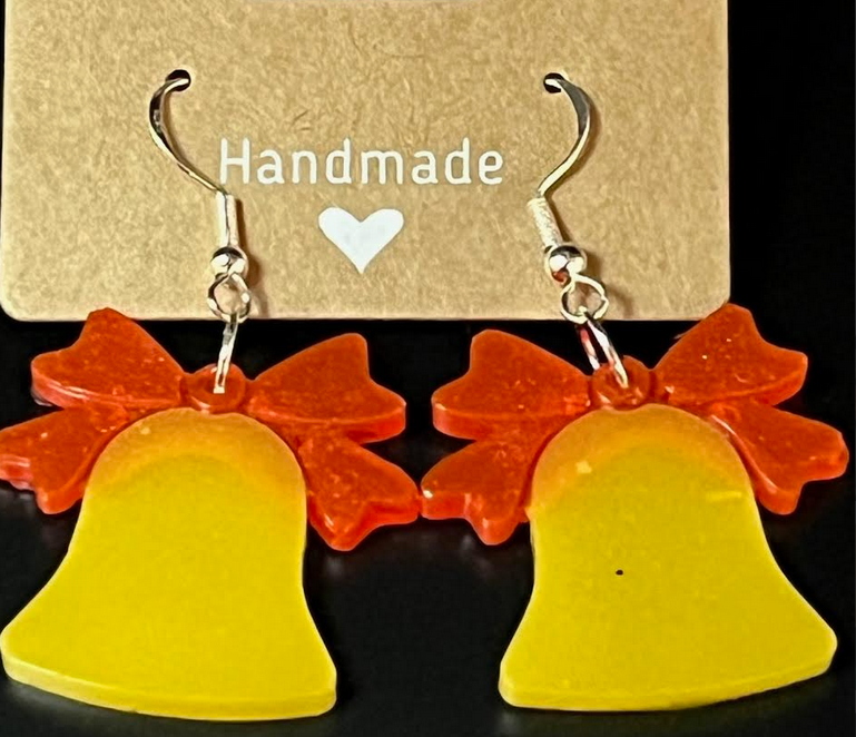 Holiday Resin Earrings - Image 4