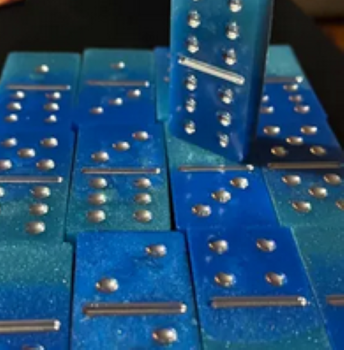 Domino Set - Image 4