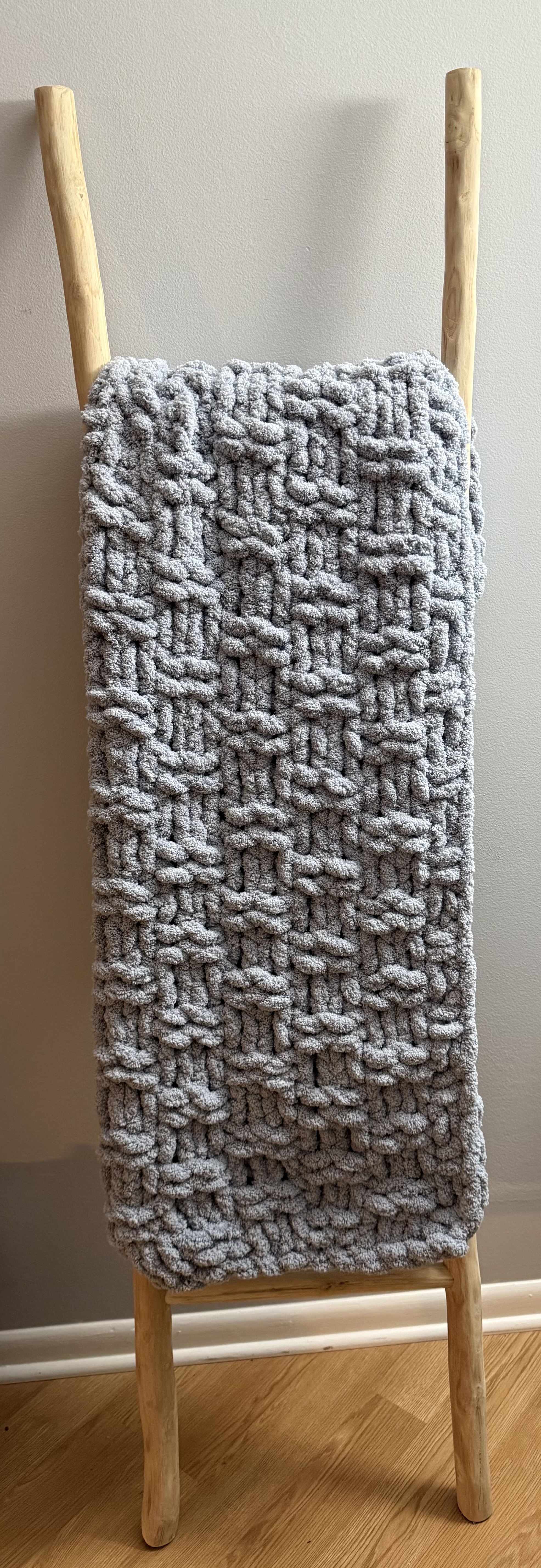 Custom Chunky Knit Blanket - 50" x 60"
