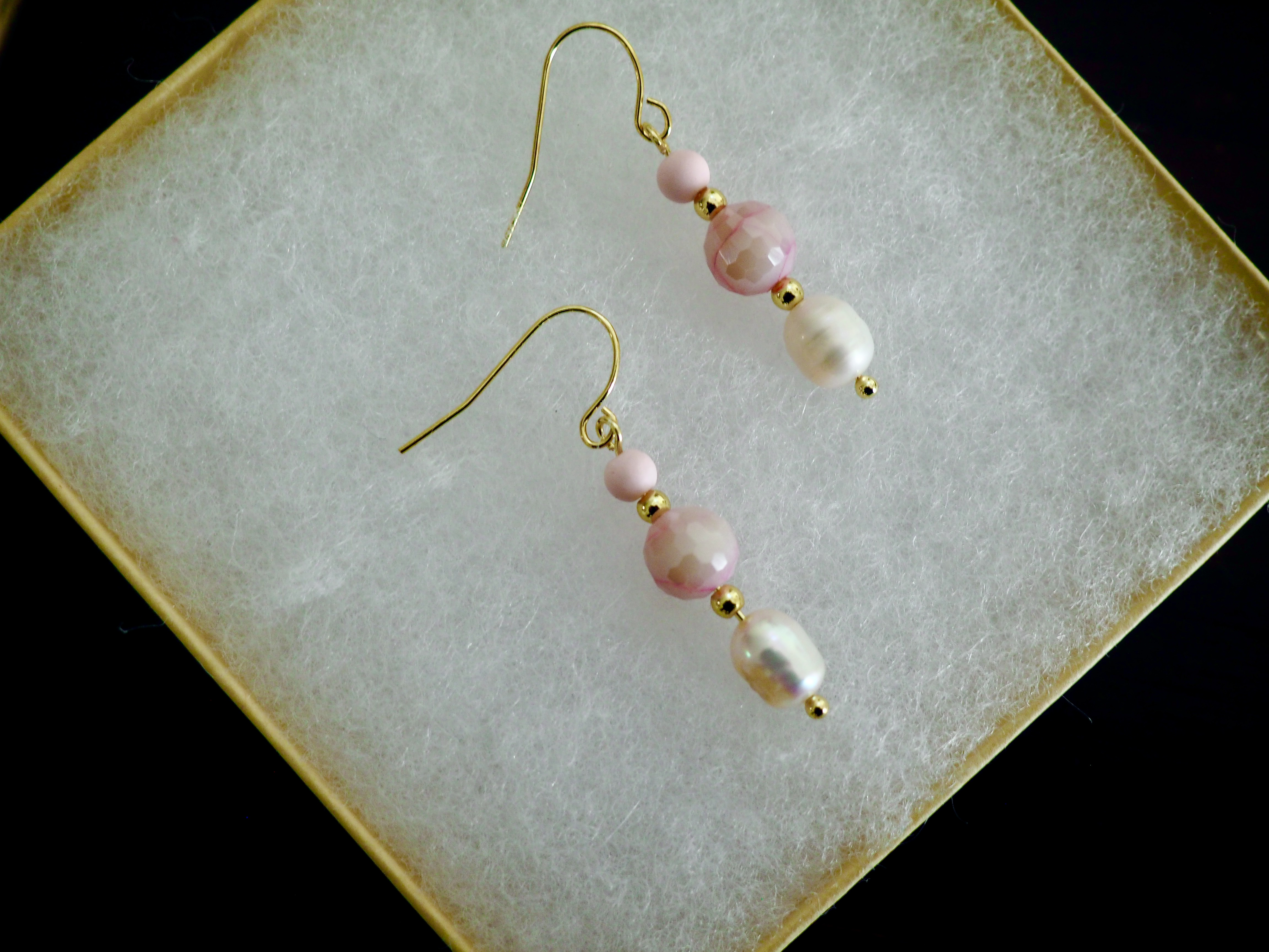 Pink Droplets | Freshwater Pearls, Pink Glass Beads, 18k Gold