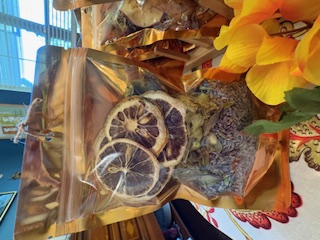 Soothing notes of lavender and sage with a bright citrus finish