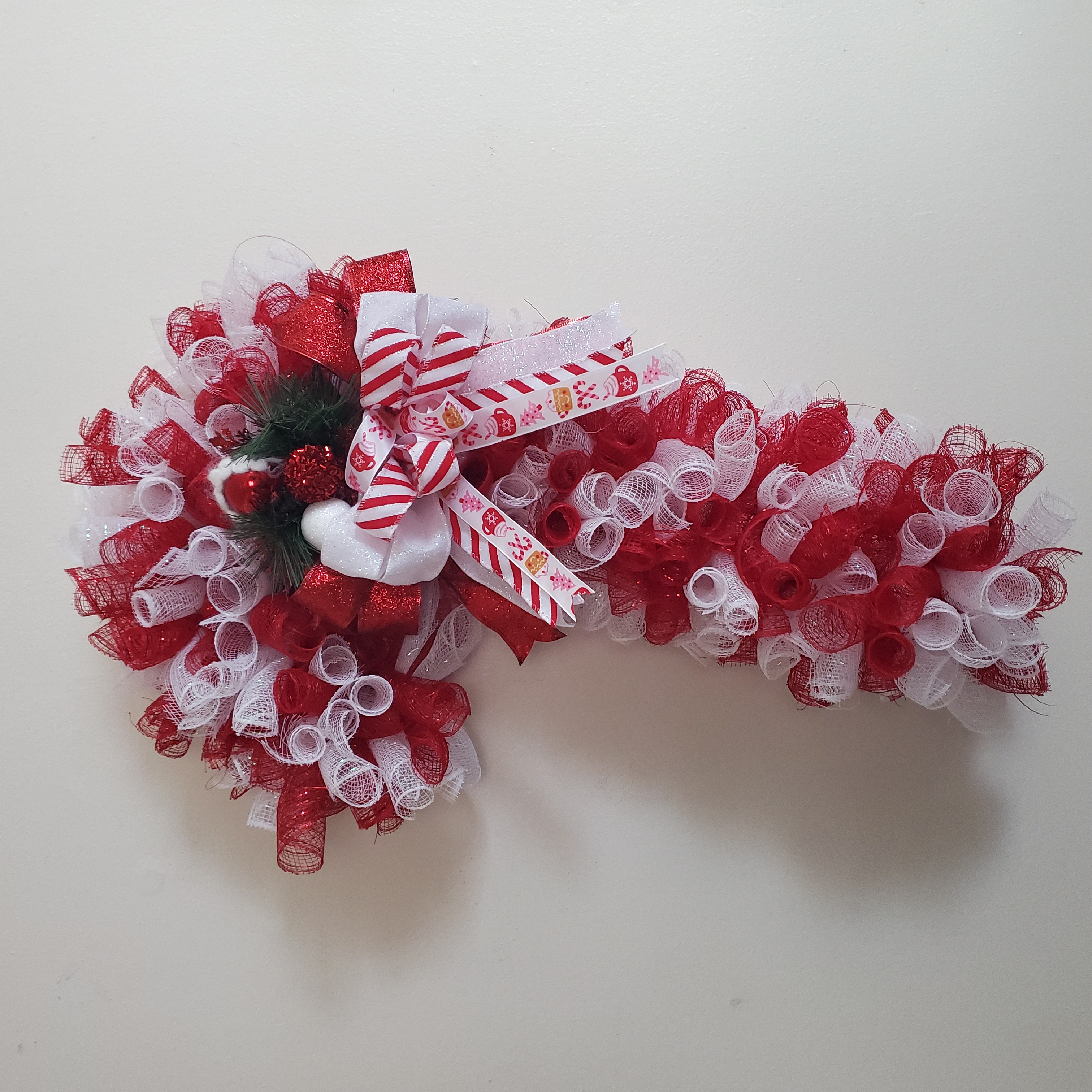 Candy Cane Shaped Wreath