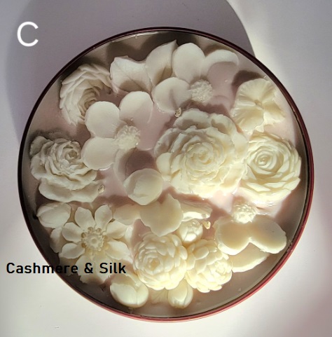 XL Decorative soy Candles in Tin