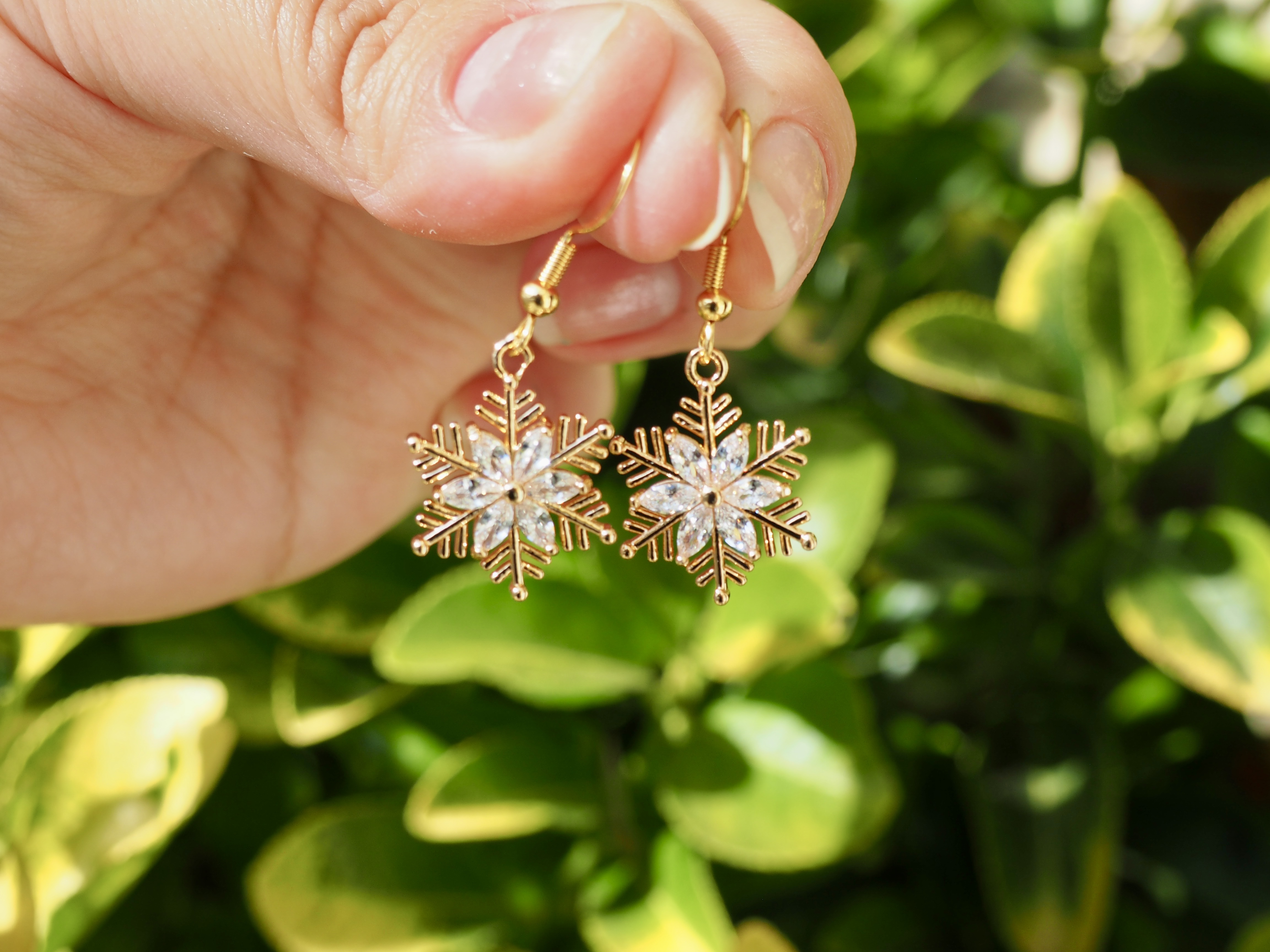 Whispers of Winter - White | Snowflake Winter Drop Earrings