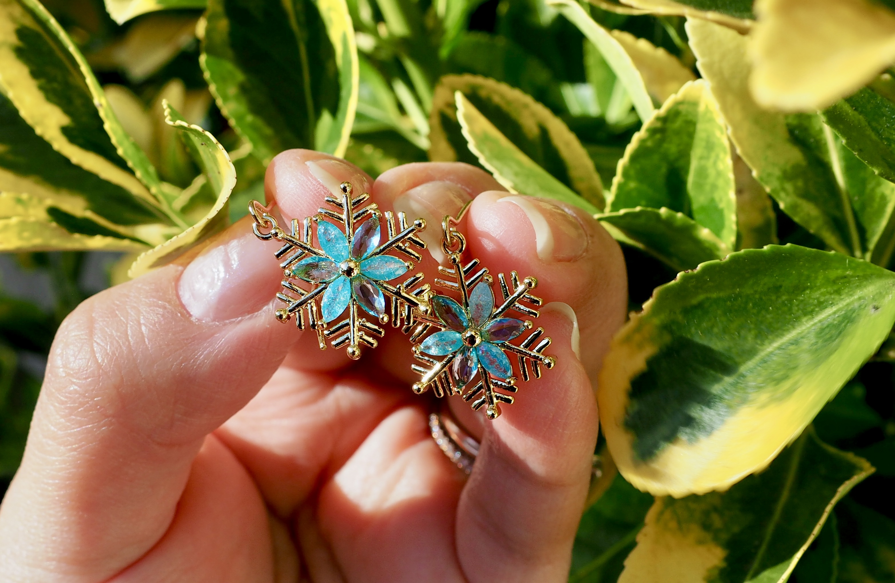 Whispers of Winter - Blue | Snowflake Winter Drop Earrings